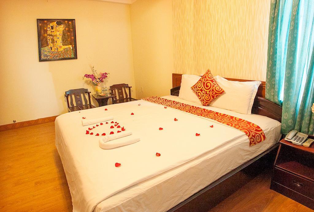 Galaxy 3 Hotel Nha Trang Room photo