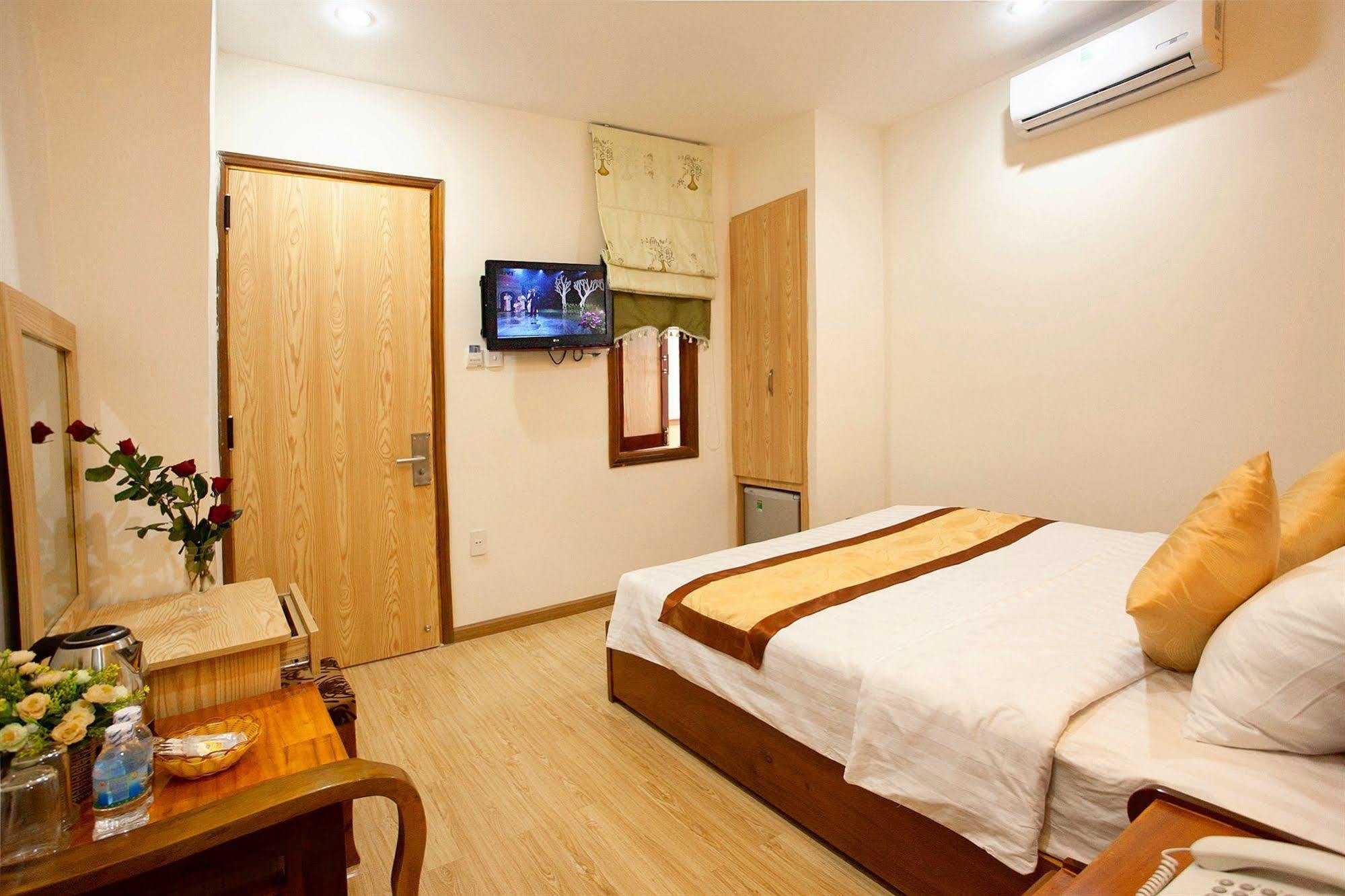 Galaxy 3 Hotel Nha Trang Exterior photo