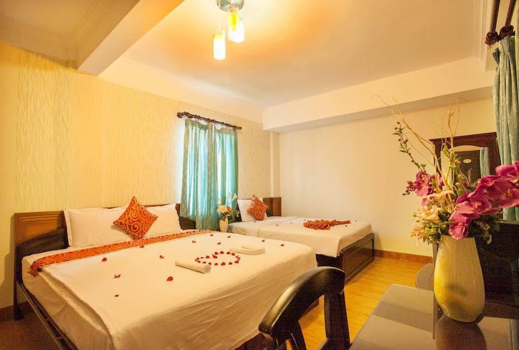 Galaxy 3 Hotel Nha Trang Exterior photo